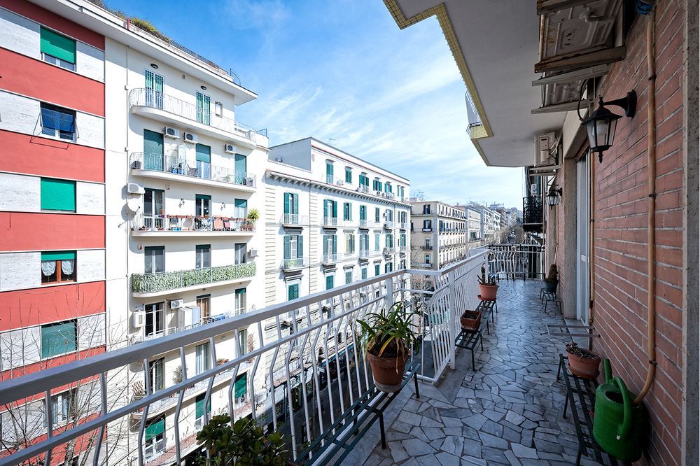 Bed and Breakfast Chez Anna à Naples Extérieur photo